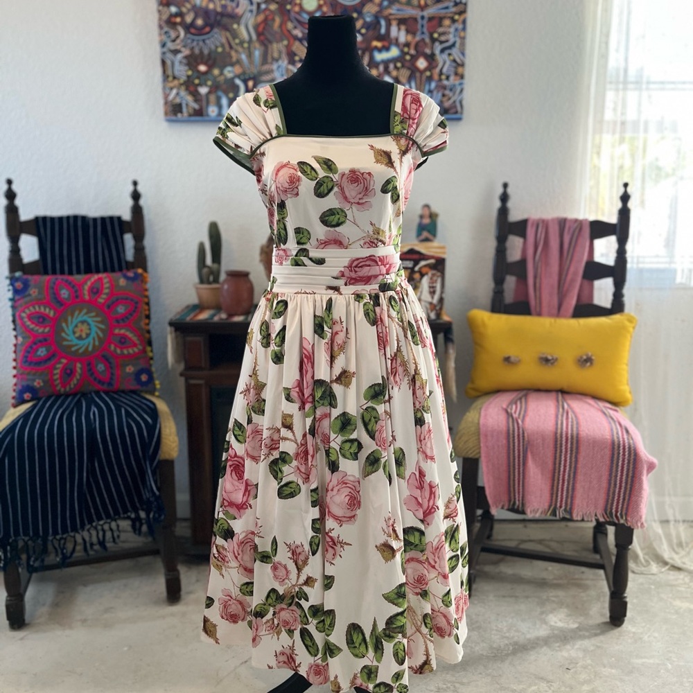 Vintage Rose Mr. Water NewYork